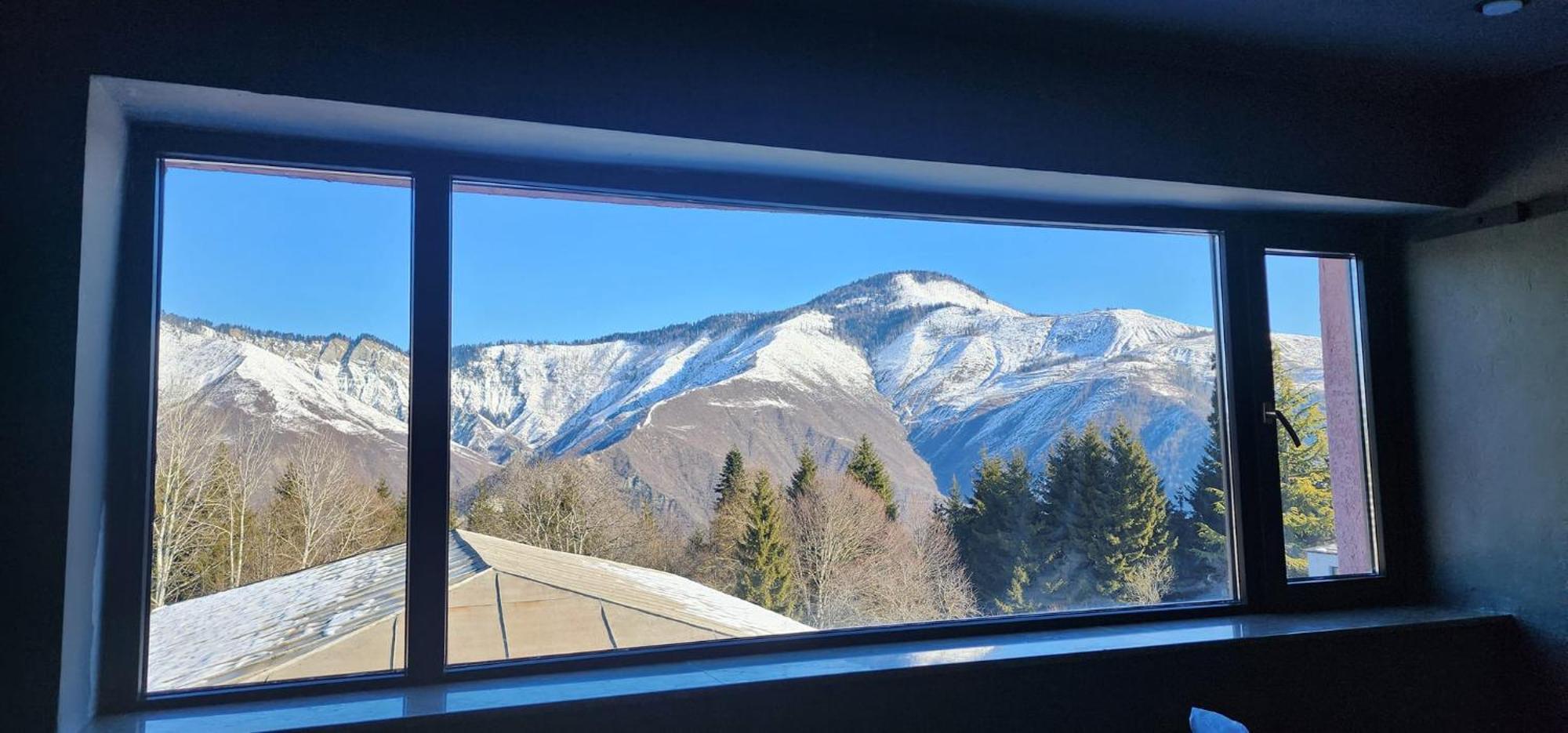 Mountain Resort Gantiadi ボルジョミ エクステリア 写真